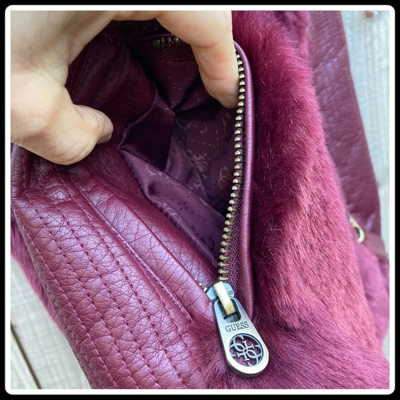 Guess burgundy fur vest - Picture 5 of 11